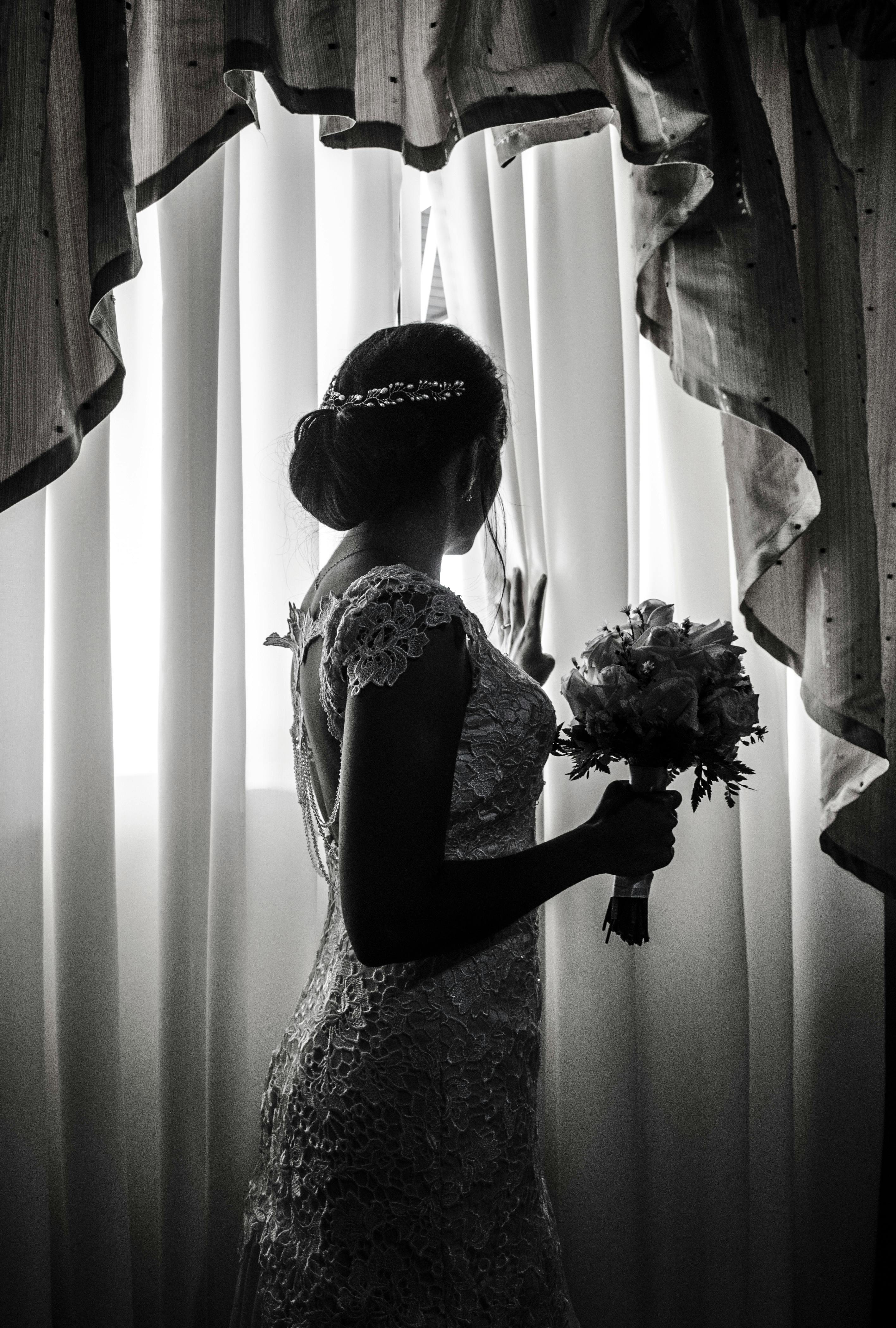 Wedding Photography - Romantic Couple